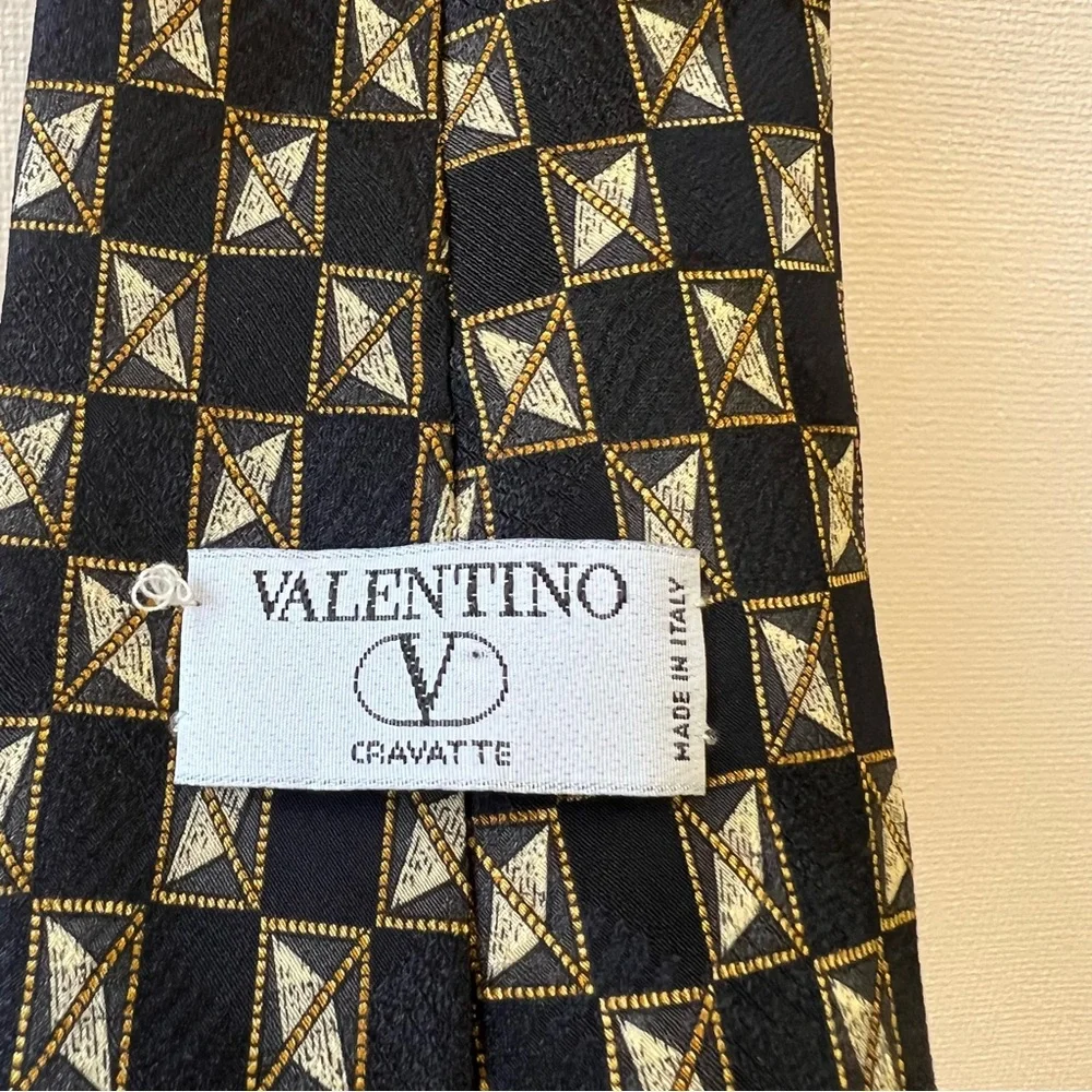 Valentino Men's Necktie 58”Handmade in Italy, 100% Silk Gold & Black Geometric